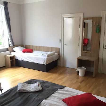Skandia 3*