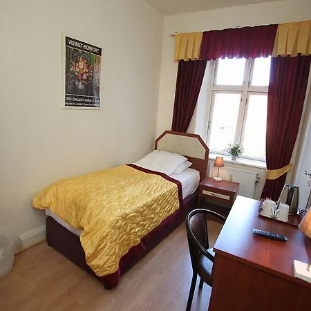 Skandia 3*